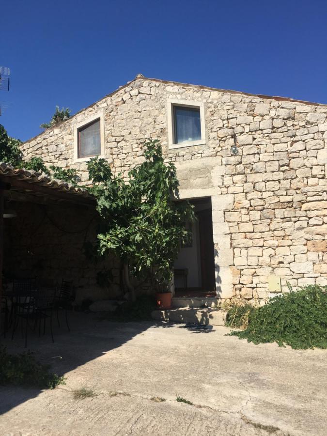 B&B Etico La Casa Di Toti Модика Экстерьер фото