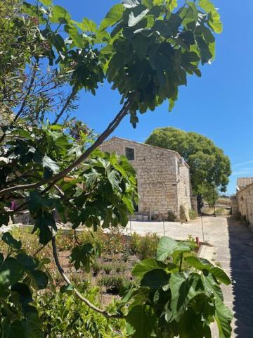 B&B Etico La Casa Di Toti Модика Экстерьер фото